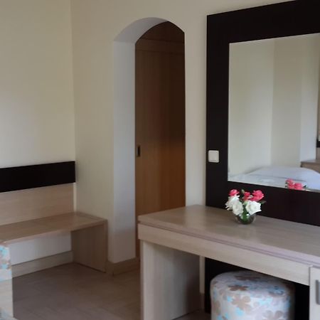 Club Bellamare Мармарис Экстерьер фото